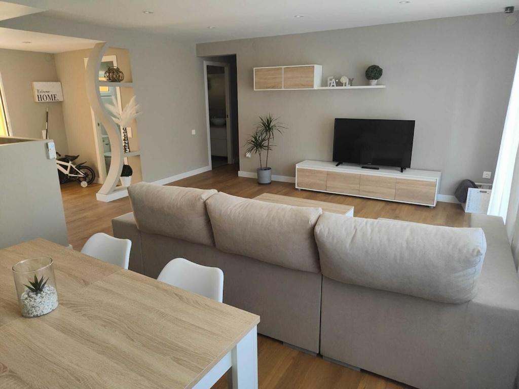 Superbe Appartement Terrasse Entierement Renove Au Bord De L'Ebre Deltebre Exteriér fotografie